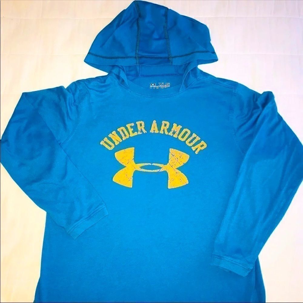 Under Armour boys long sleeve hoodie shirt